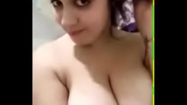 Sexy Punjabi Girl’s Naked Selfie