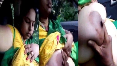 Tamil car sex video to drove your sex mood to the core