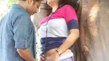 Indian collage couple fucking outdoor