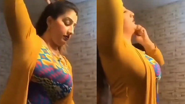 Desi dewar recording her bhabhi while she dress up