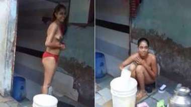 Desi chick takes an outdoor bath in the nude but BF films this XXX show