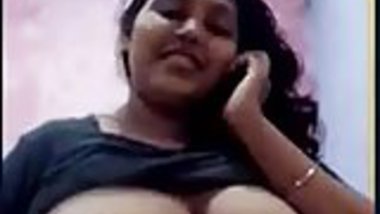 Indian Housewife Nude On Skype - Girl Showing Her Boobs My Skype Id Boy4sex4f Add Me Girls - Indian Porn  Tube Video