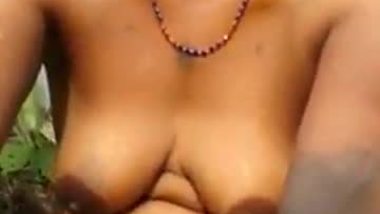 Adivasi Chori Ko Jungle Mein Ja Ke Choda Sexy Video In Hindi