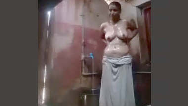 Tamil Bhabi ji ki Bath Chudai