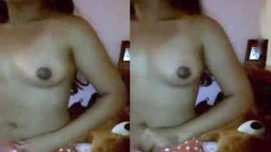 Nude Girl In Allahabad Univercity
