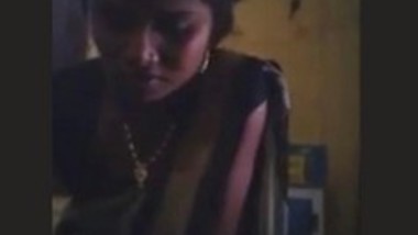 Mature Ranchi Wife Enjoys Home Sex With Husband